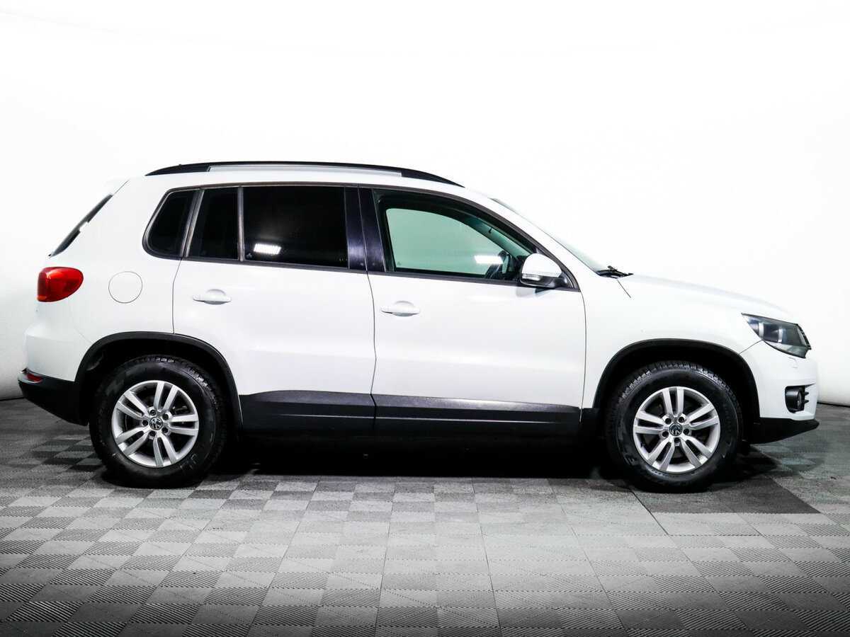 Volkswagen Tiguan, 2015 - фото №4