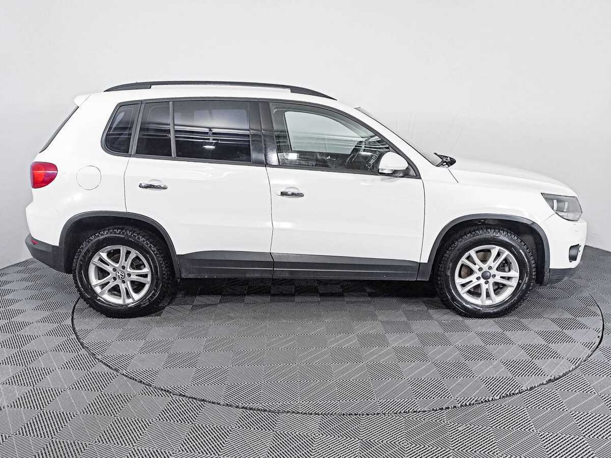 Volkswagen Tiguan, 2013 - фото №4