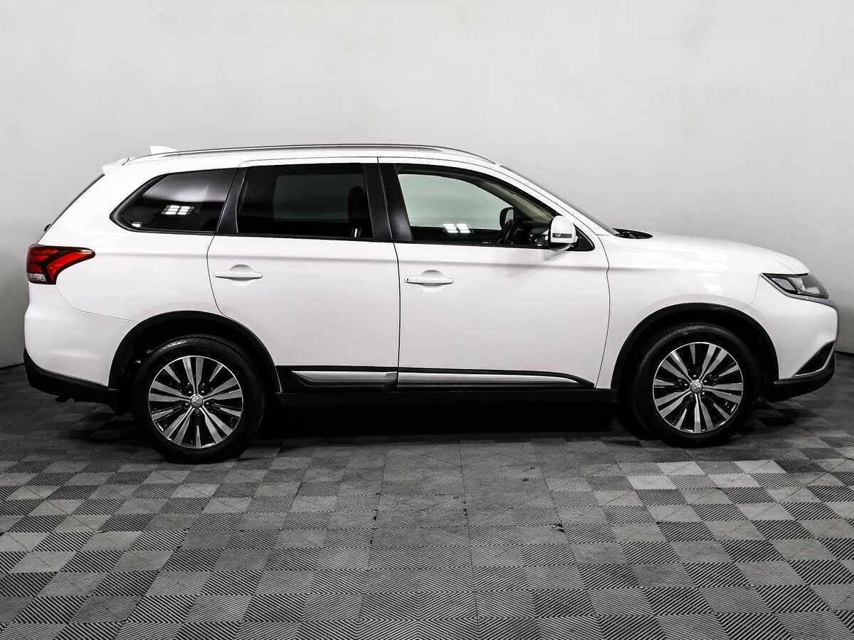 Mitsubishi Outlander, 2019 - фото №4