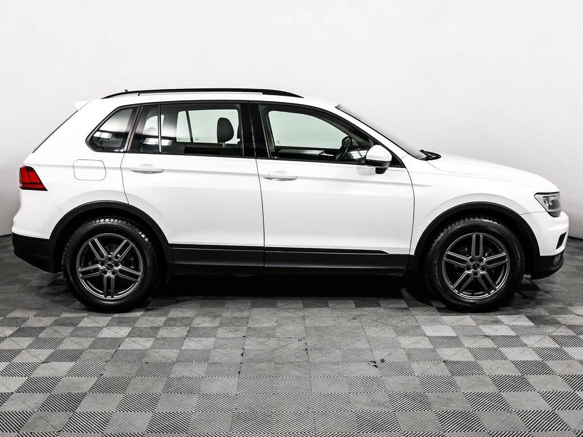 Volkswagen Tiguan, 2019 - фото №4