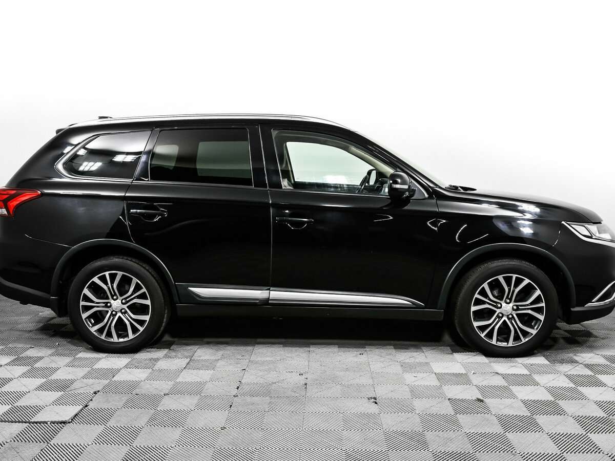 Mitsubishi Outlander, 2018 - фото №4