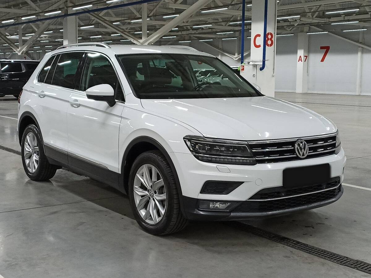 Volkswagen Tiguan, 2018 - фото №3