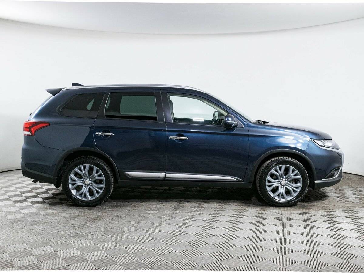Mitsubishi Outlander, 2020 - фото №4
