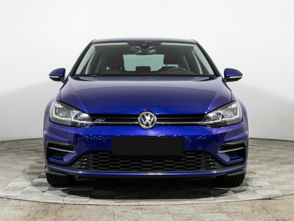 Volkswagen Golf, 2018 - фото №2