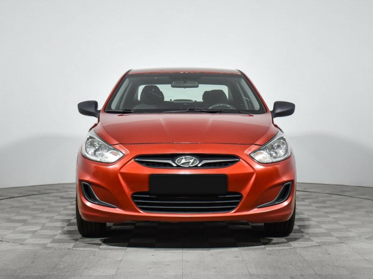 Hyundai Solaris, 2012 - фото №2