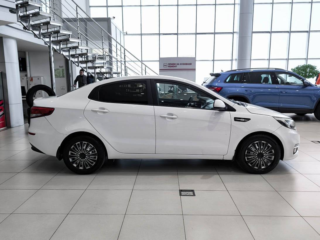 Kia Rio, 2016 - фото №4