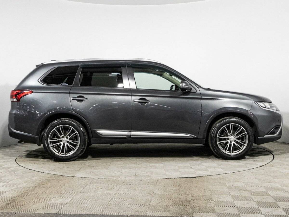 Mitsubishi Outlander, 2019 - фото №4