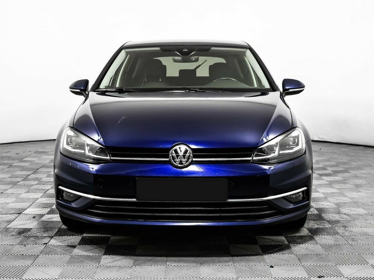 Volkswagen Golf, 2018 - фото №2