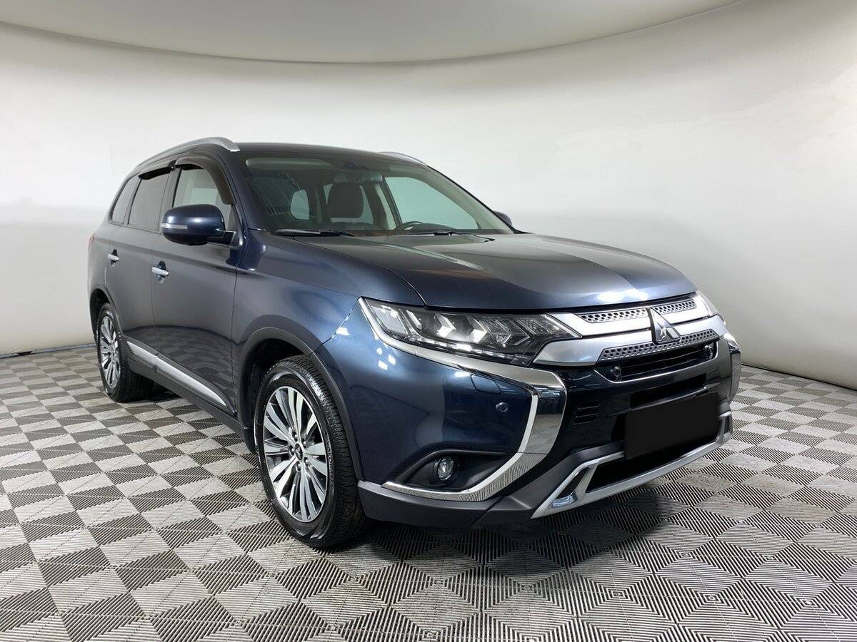 Mitsubishi Outlander, 2020 - фото №3
