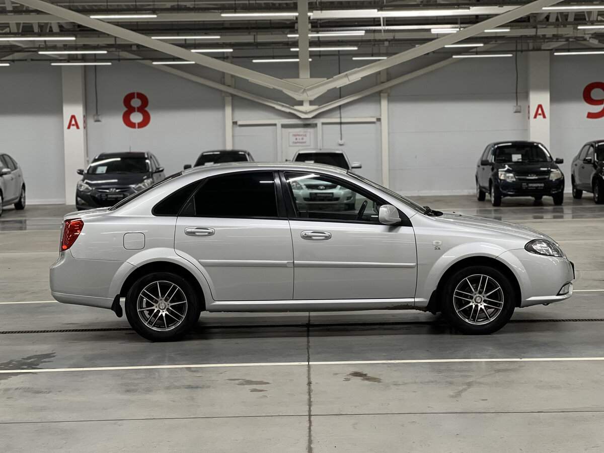 Daewoo Gentra, 2013 - фото №4