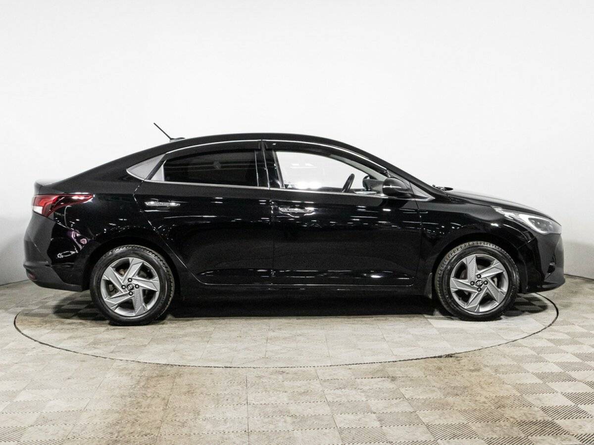 Hyundai Solaris, 2020 - фото №4