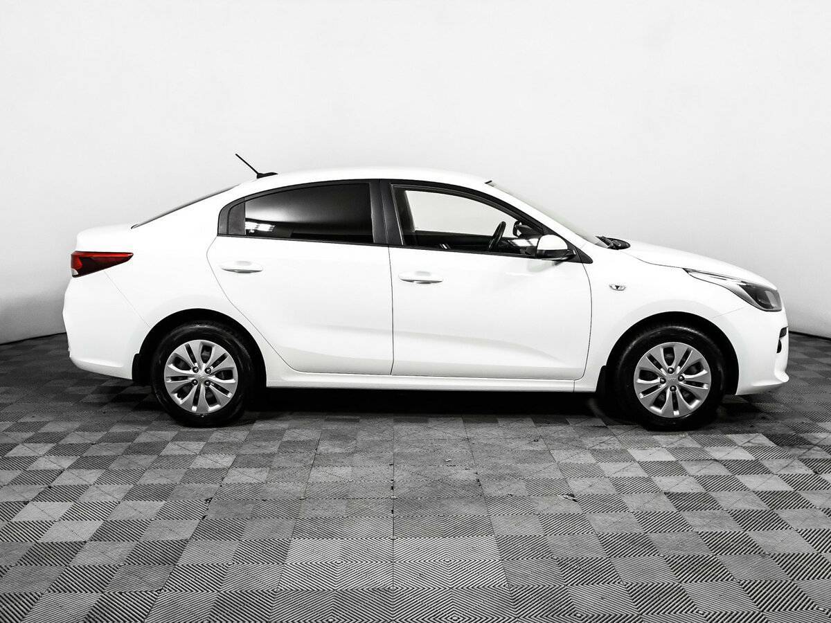 Kia Rio, 2018 - фото №4