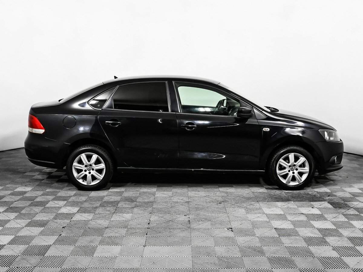 Volkswagen Polo, 2012 - фото №4