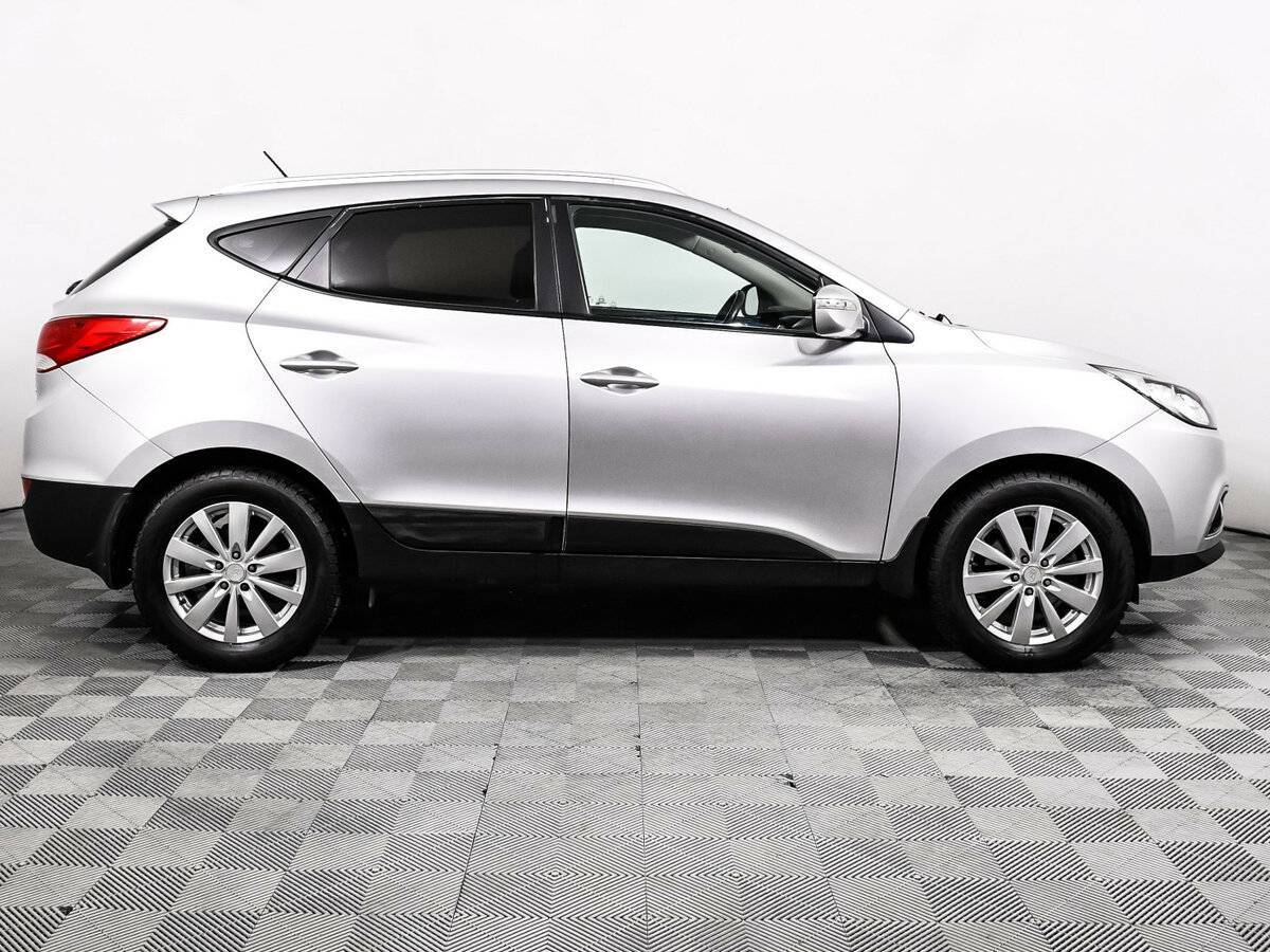 Hyundai ix35, 2012 - фото №4