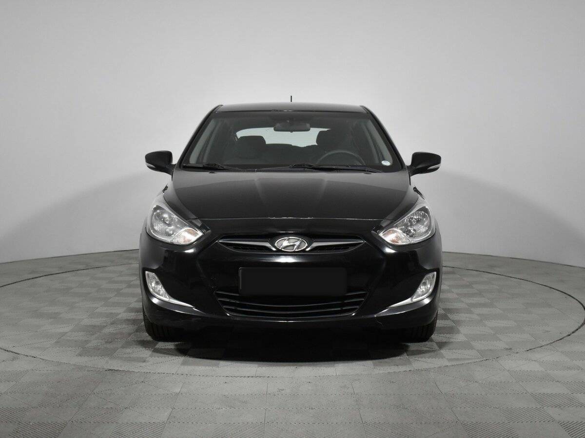 Hyundai Solaris, 2012 - фото №2