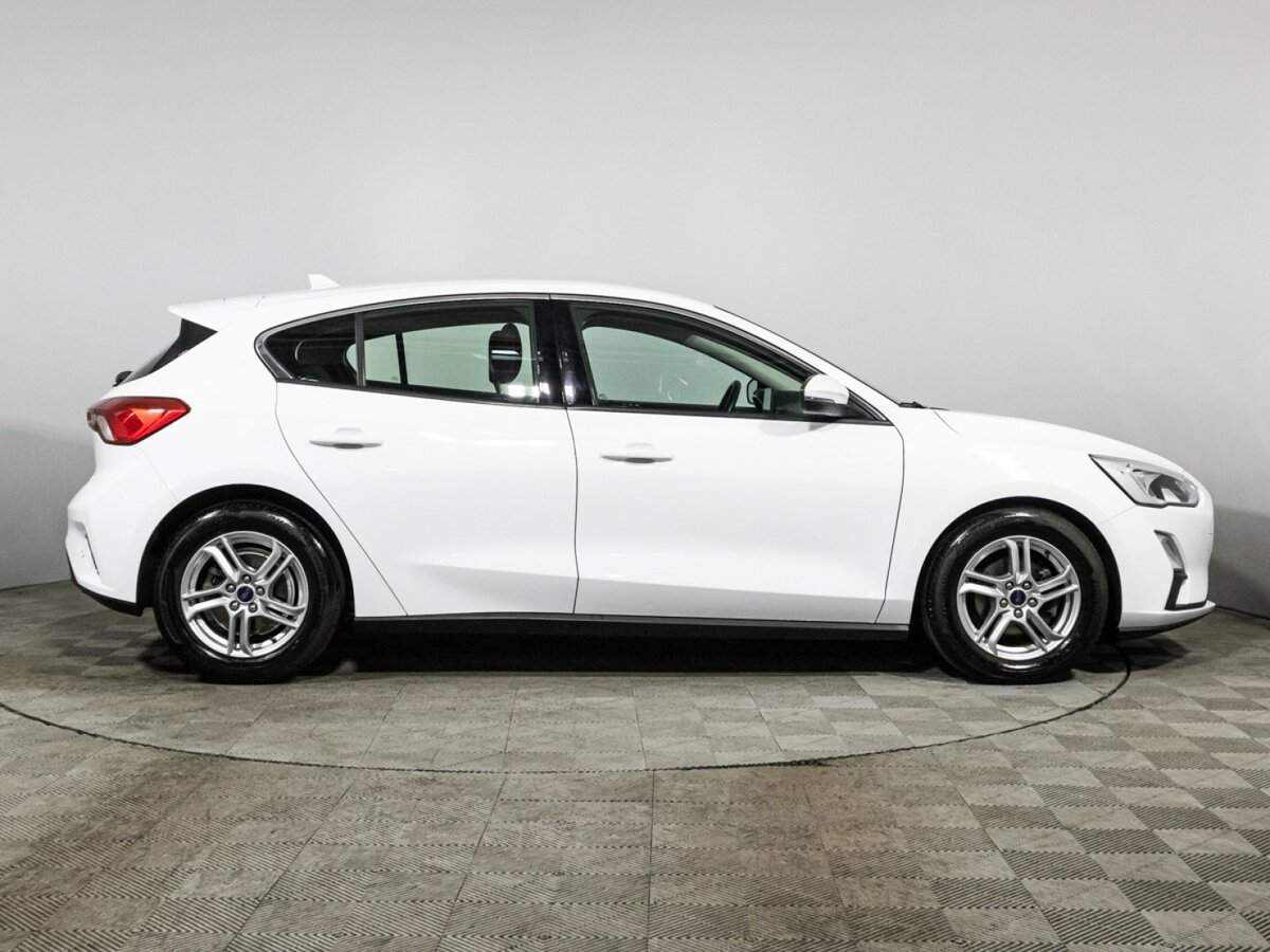 Ford Focus, 2019 - фото №4