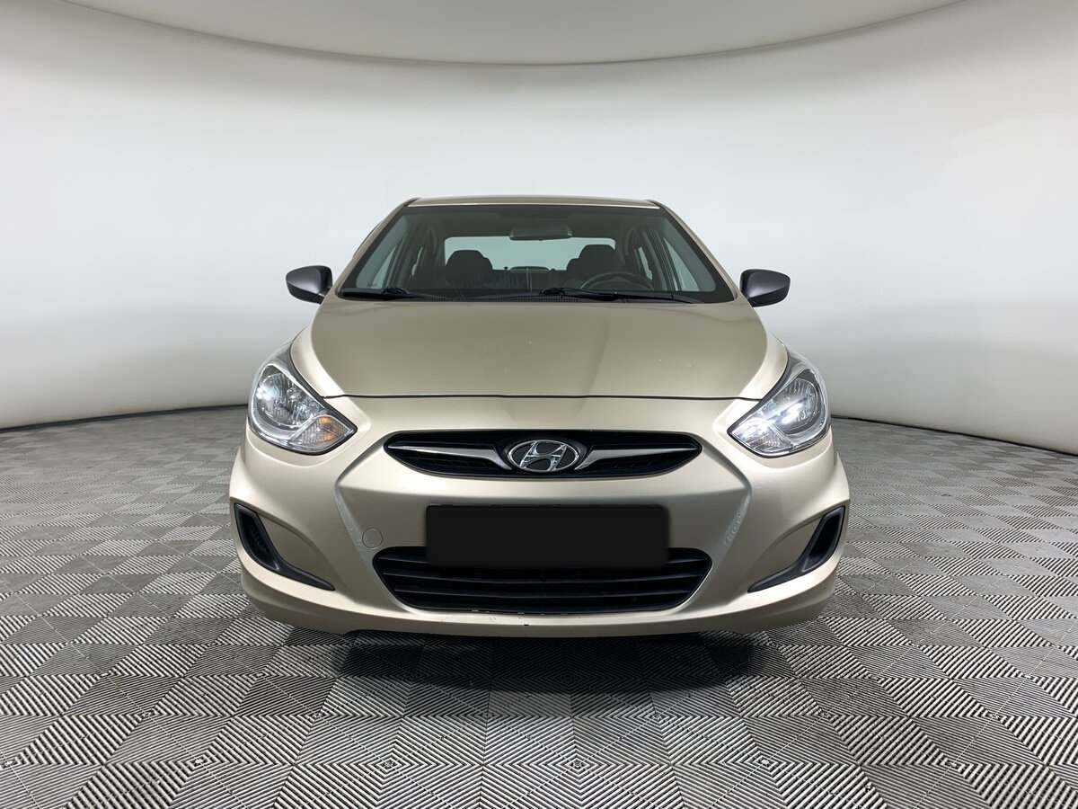 Hyundai Solaris, 2012 - фото №2