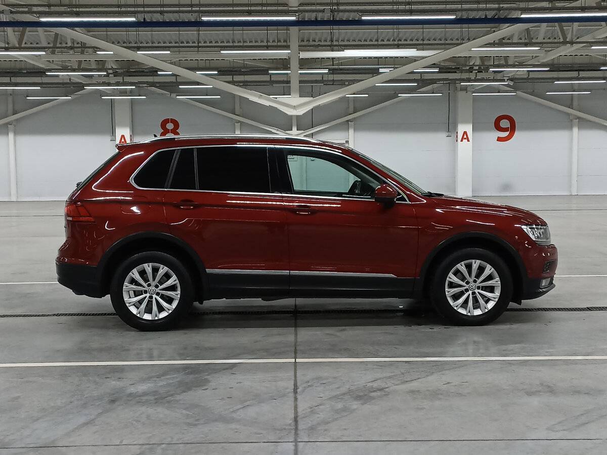Volkswagen Tiguan, 2018 - фото №4