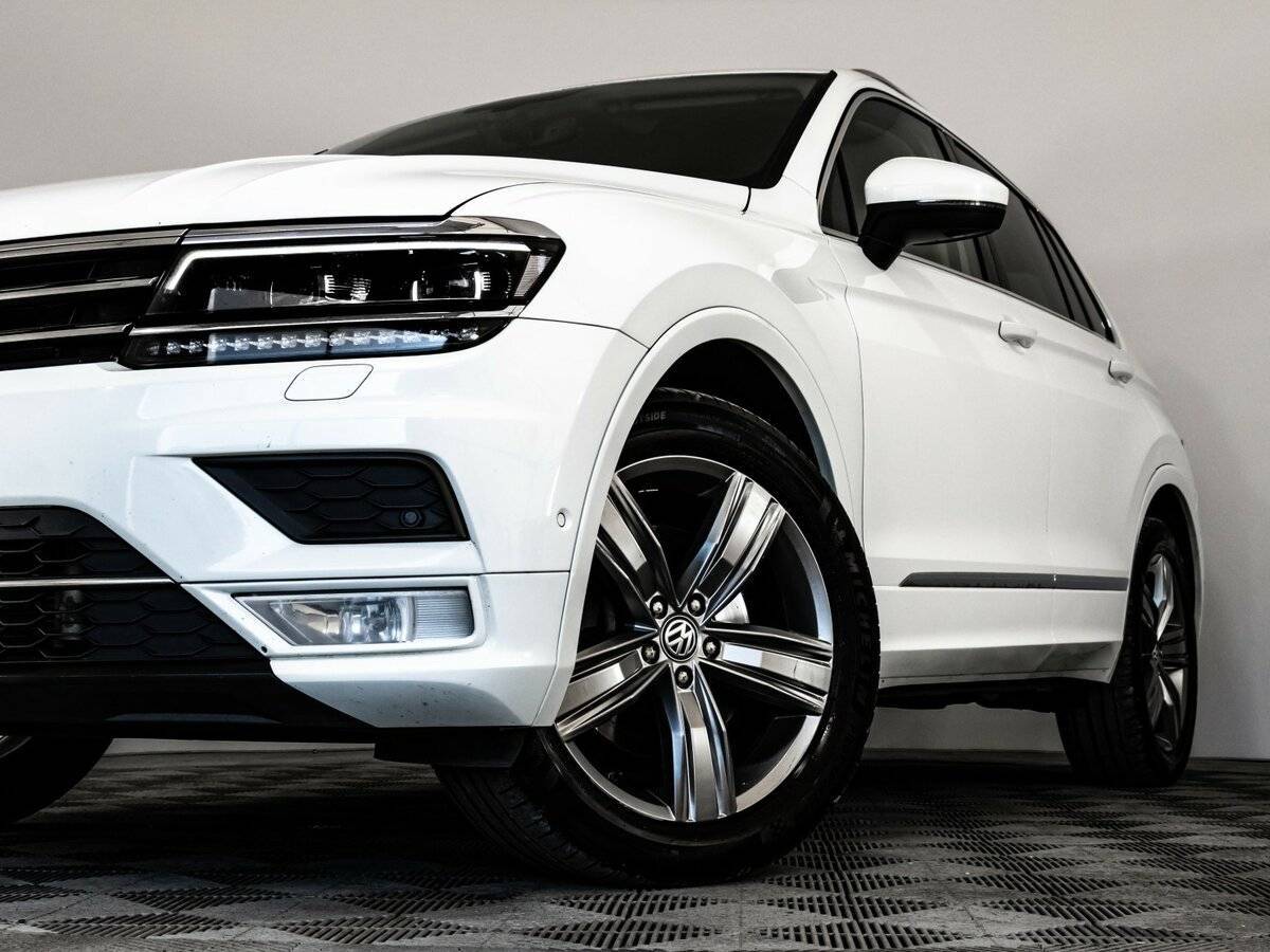 Volkswagen Tiguan, 2017 - фото №2
