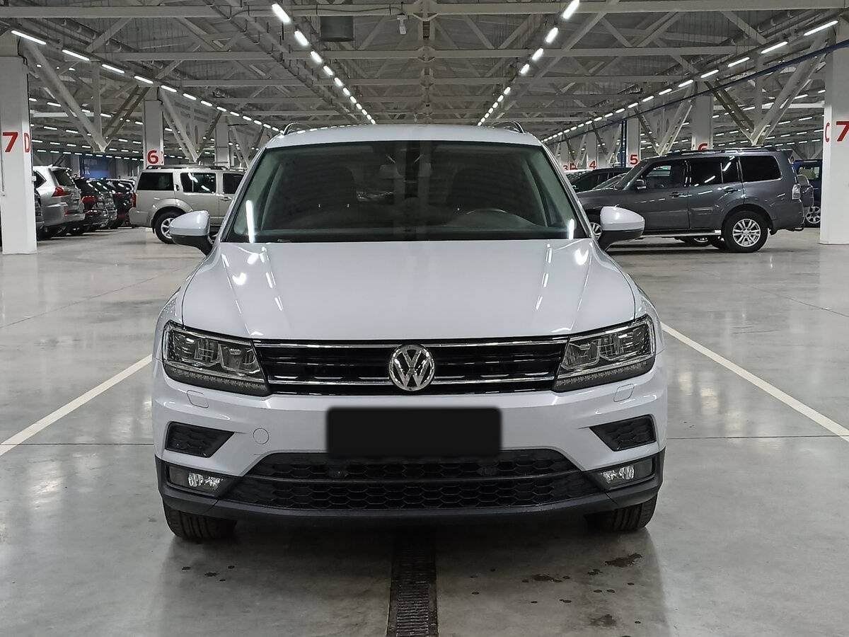 Volkswagen Tiguan, 2019 - фото №2