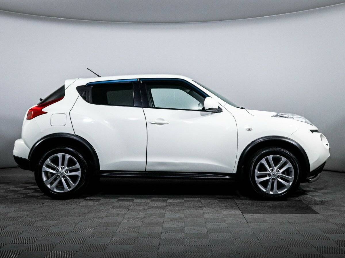 Nissan Juke, 2012 - фото №4