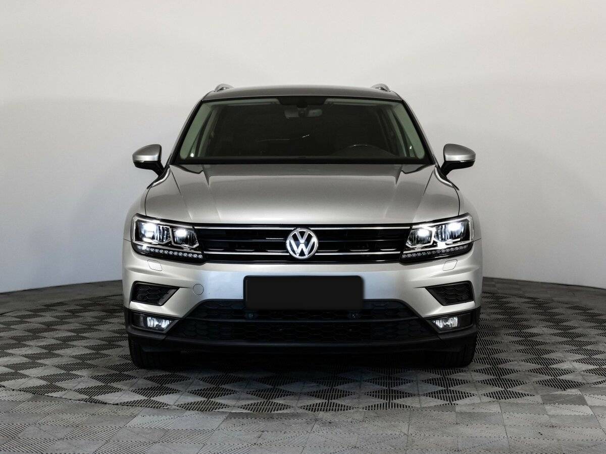 Volkswagen Tiguan, 2017 - фото №2