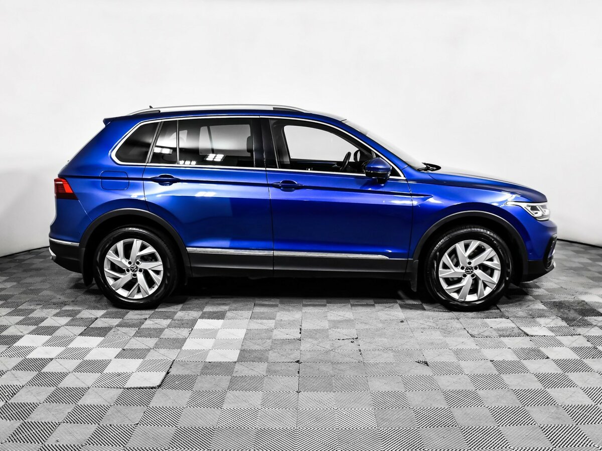 Volkswagen Tiguan II Рестайлинг, 2020 - фото №4