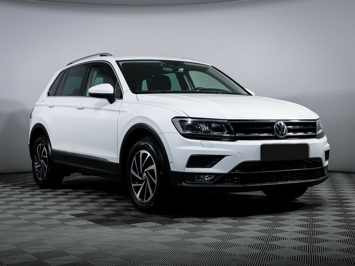 Volkswagen Tiguan II, 2018 - фото №3