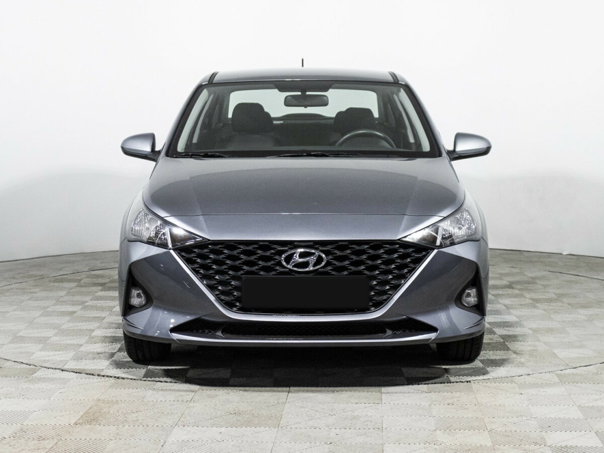 Hyundai Solaris II Рестайлинг, 2020 - фото №2