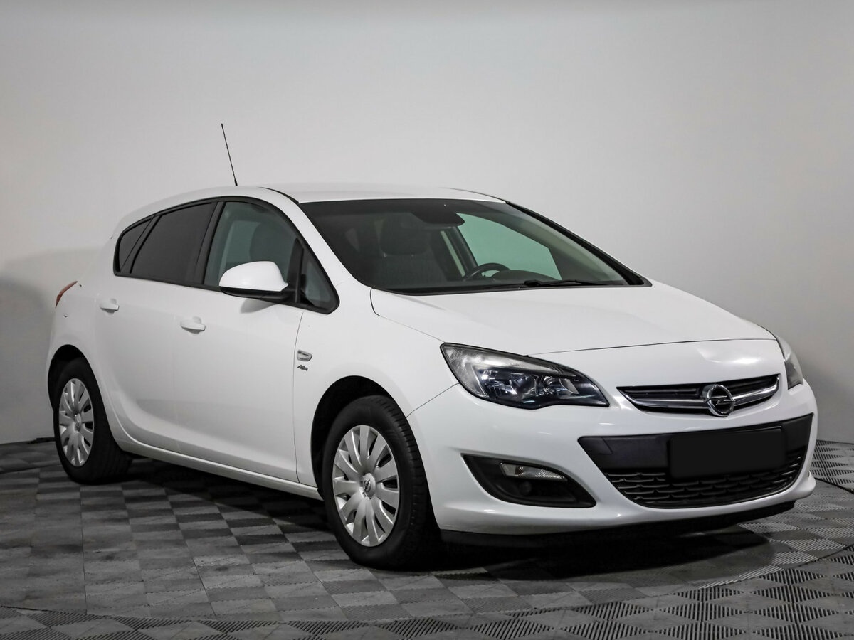Opel Astra J Рестайлинг, 2014 - фото №3