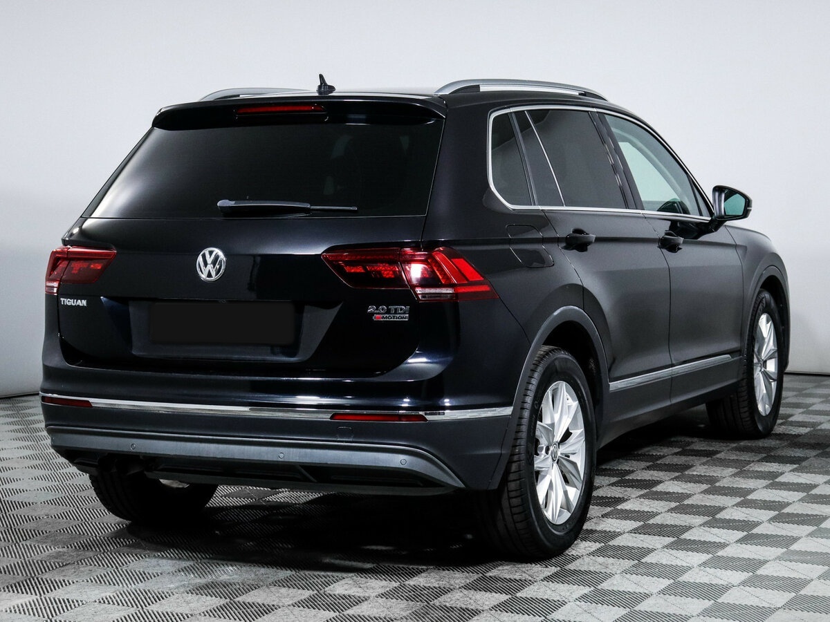 Volkswagen Tiguan II, 2018 - фото №4
