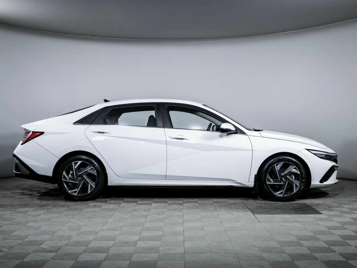 Hyundai Elantra VII (CN7) Рестайлинг, 2023 - фото №4