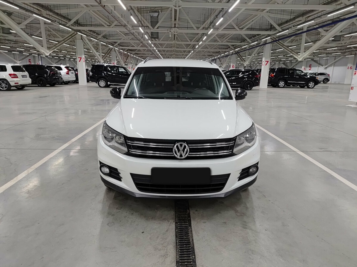Volkswagen Tiguan I Рестайлинг, 2015 - фото №2