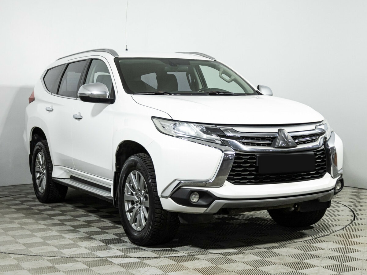 Mitsubishi Pajero Sport III, 2018 - фото №3