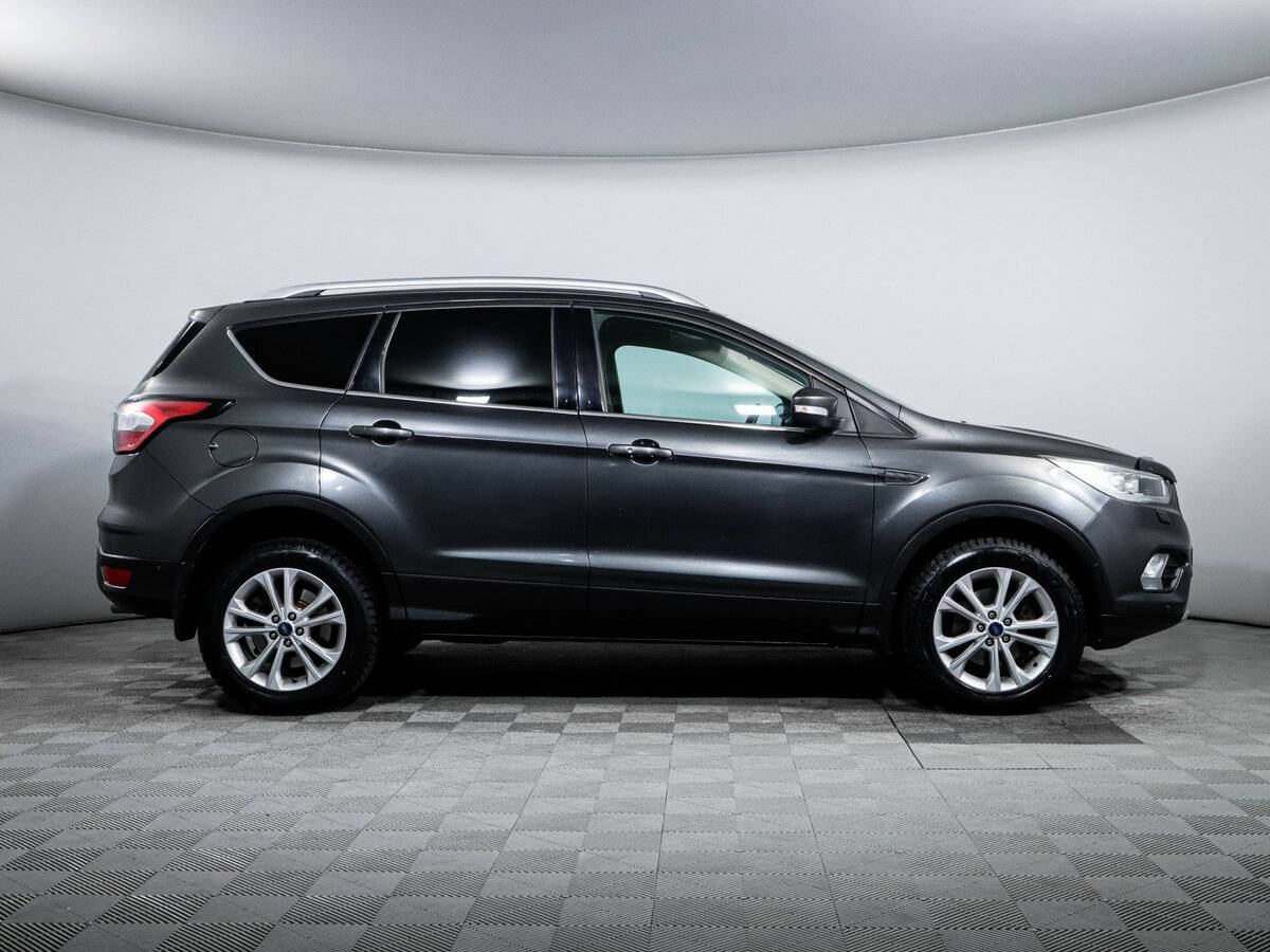 Ford Kuga II Рестайлинг, 2017 - фото №4