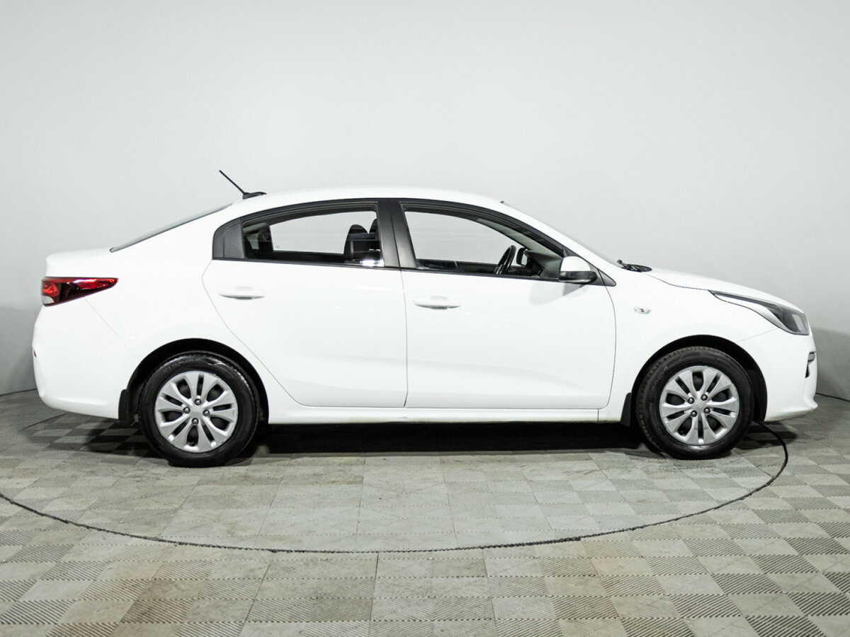 Kia Rio IV, 2018 - фото №4
