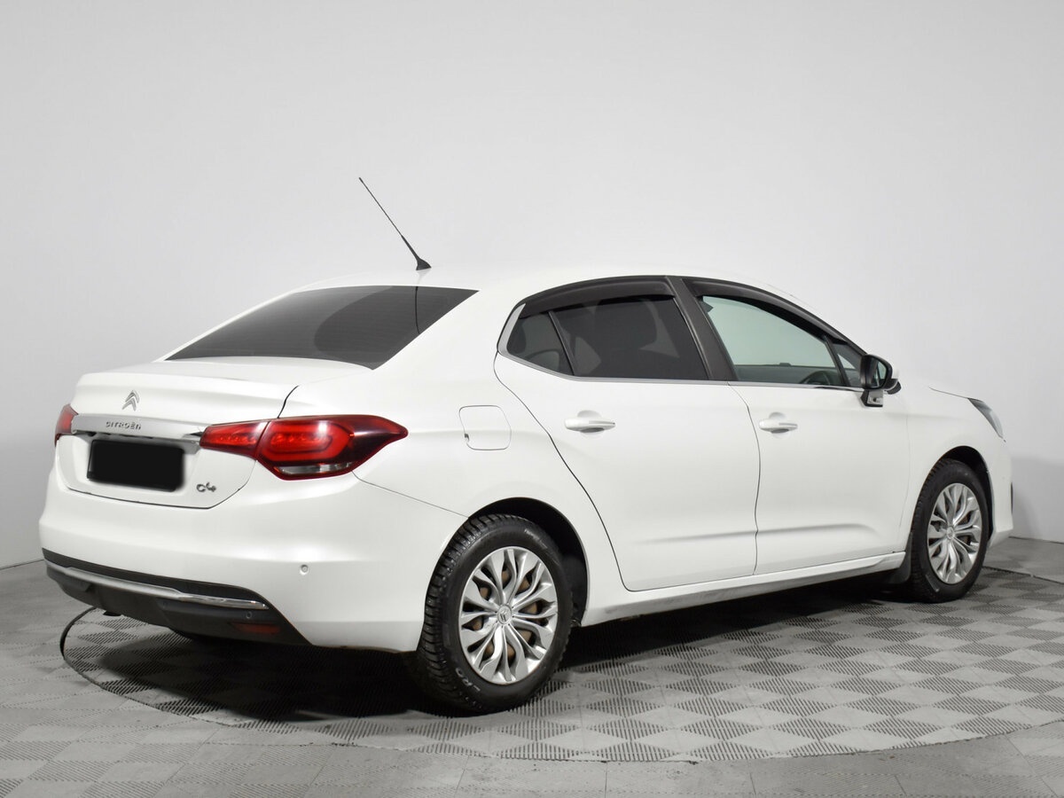 Citroen C4 II Рестайлинг, 2016 - фото №4