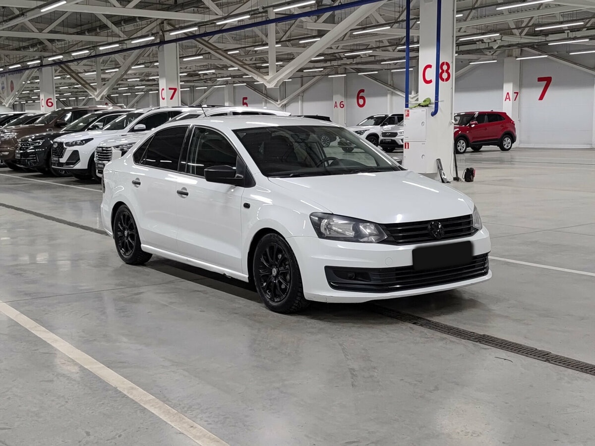 Volkswagen Polo V Рестайлинг, 2017 - фото №3