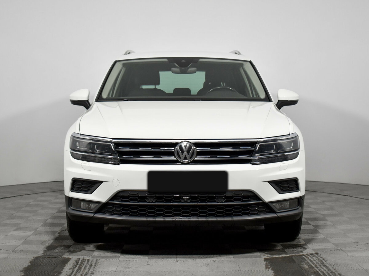 Volkswagen Tiguan II, 2020 - фото №2