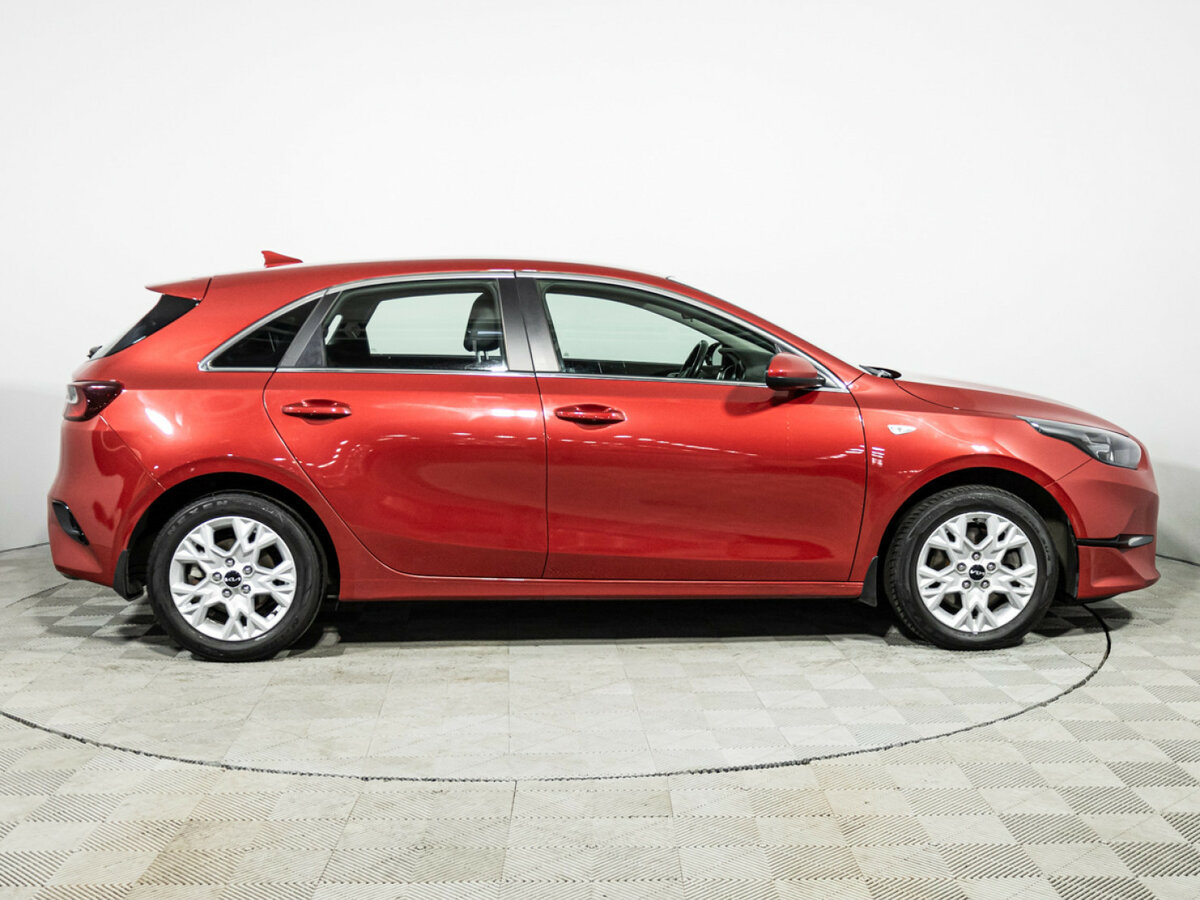Kia Ceed III Рестайлинг, 2022 - фото №4