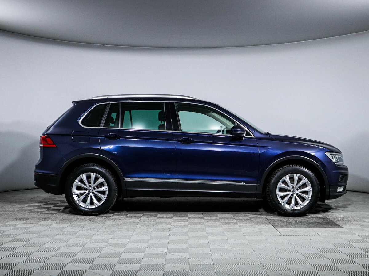 Volkswagen Tiguan II, 2017 - фото №4