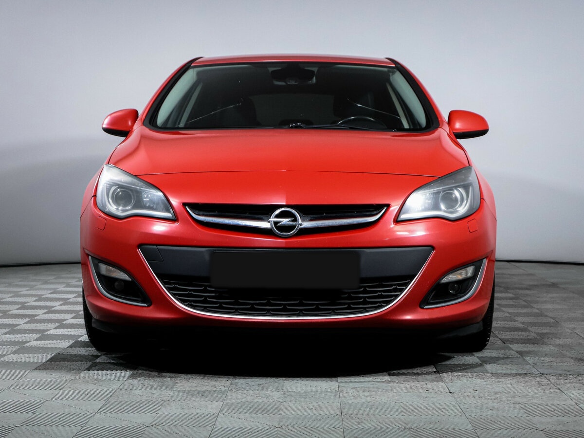 Opel Astra J Рестайлинг, 2013 - фото №2