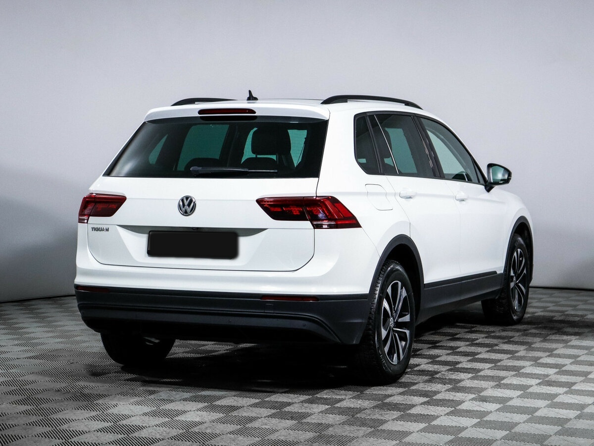 Volkswagen Tiguan II, 2020 - фото №4