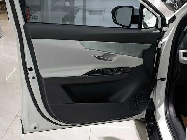 Changan UNI-T I, 2024 - фото №4