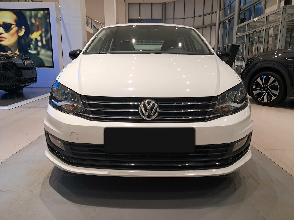 Volkswagen Polo V Рестайлинг, 2017 - фото №2