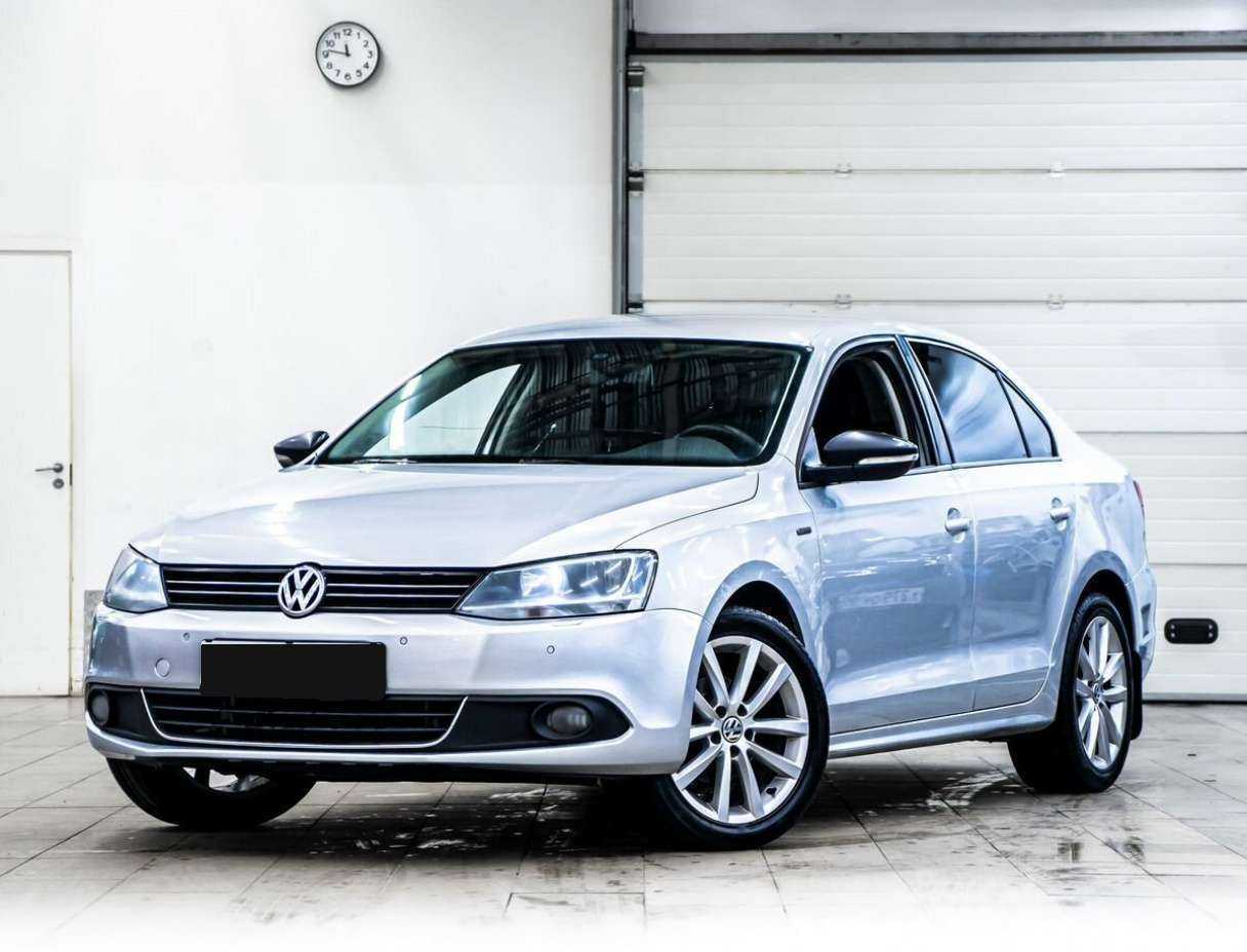 Volkswagen Jetta, 2013