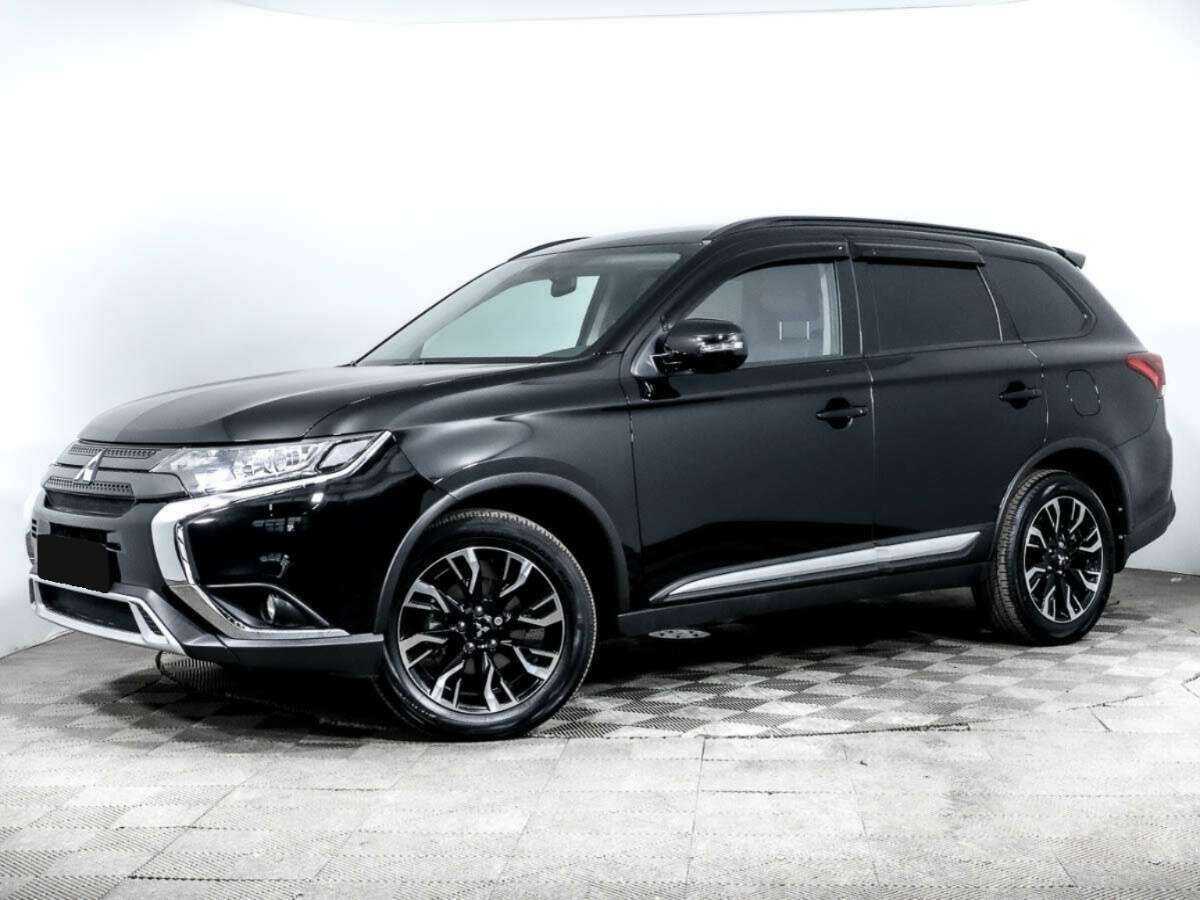 Mitsubishi Outlander, 2022 - фото №1