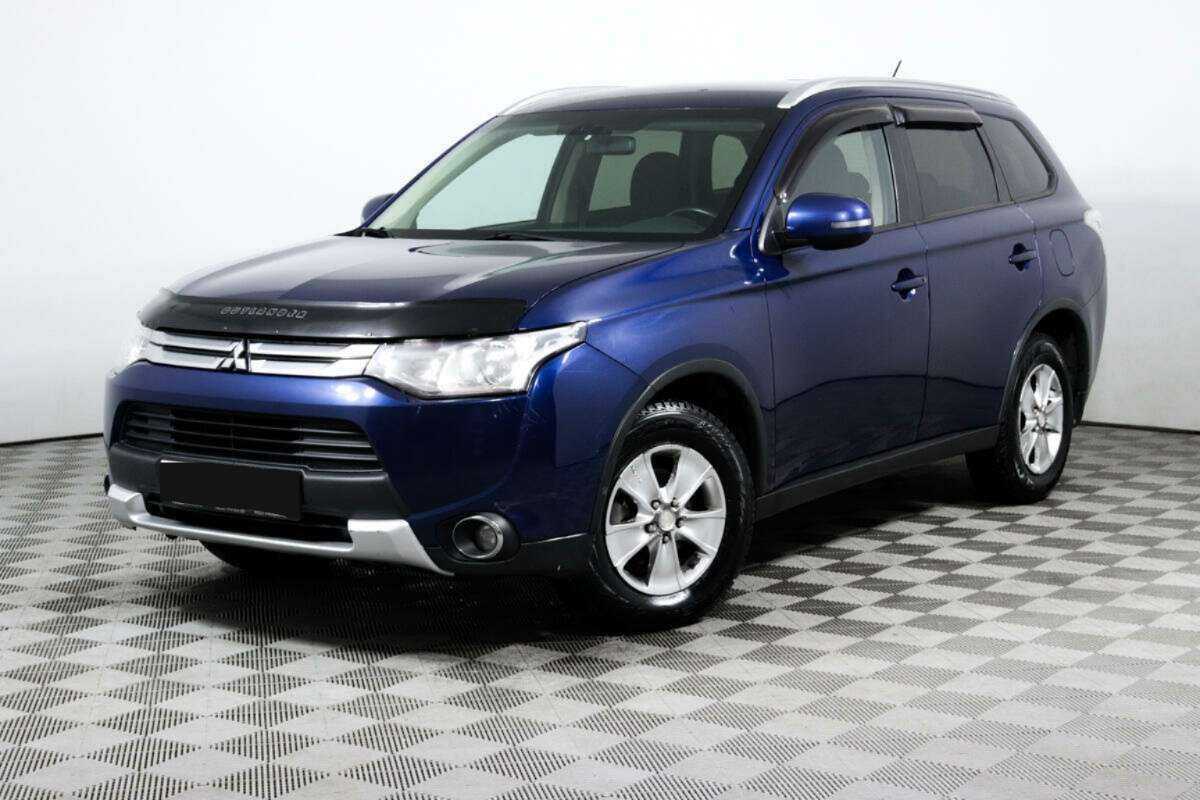 Mitsubishi Outlander, 2014 - фото №1