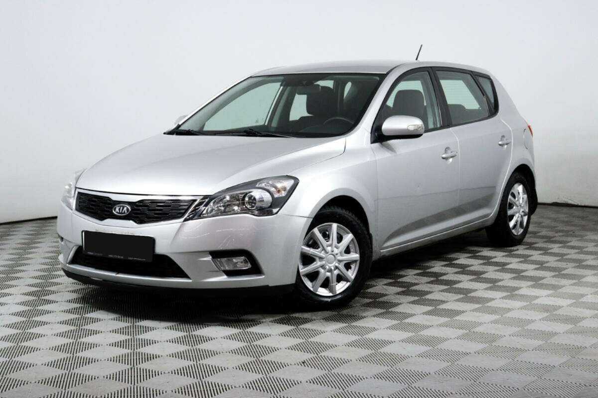 Kia Ceed, 2012 - фото №1