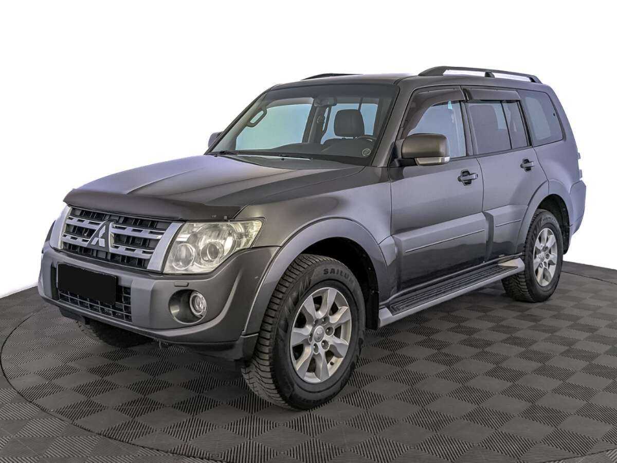 Mitsubishi Pajero, 2013 - фото №1